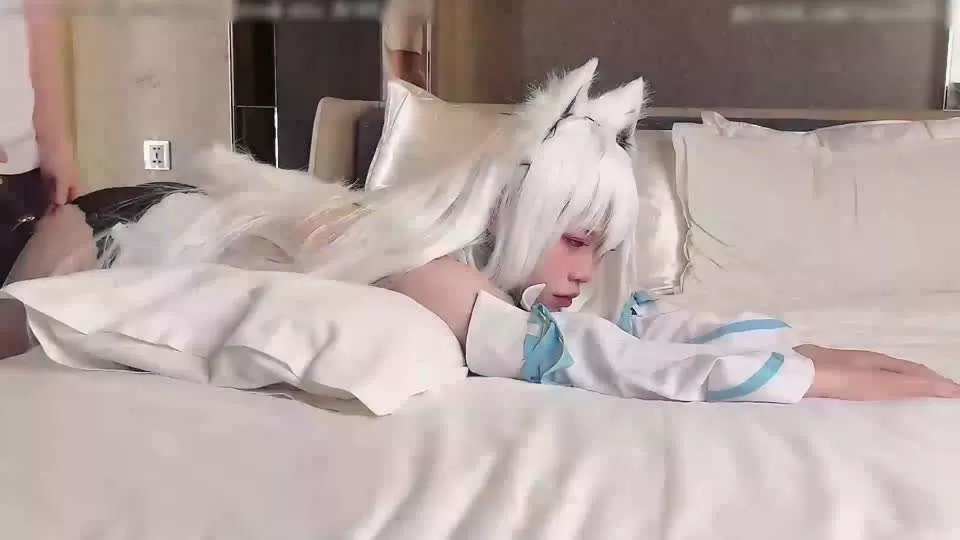 把hololive的小白狼后入到翻白眼~萌萝就是乖巧,直接抱着操#性交#二次元#母狗#美臀